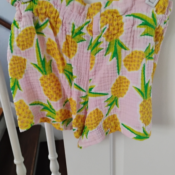 Pipa & Julie 2 piece short outfit - Picture 3 of 4